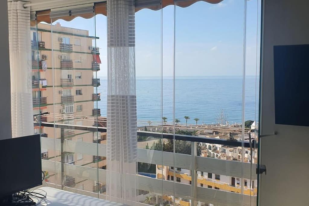 Apartamento Con Terraza A Pie De Playa ベナルマデナ エクステリア 写真
